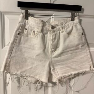 Oak & Fort, stretch denim short, size small, color cream with tan stitching.